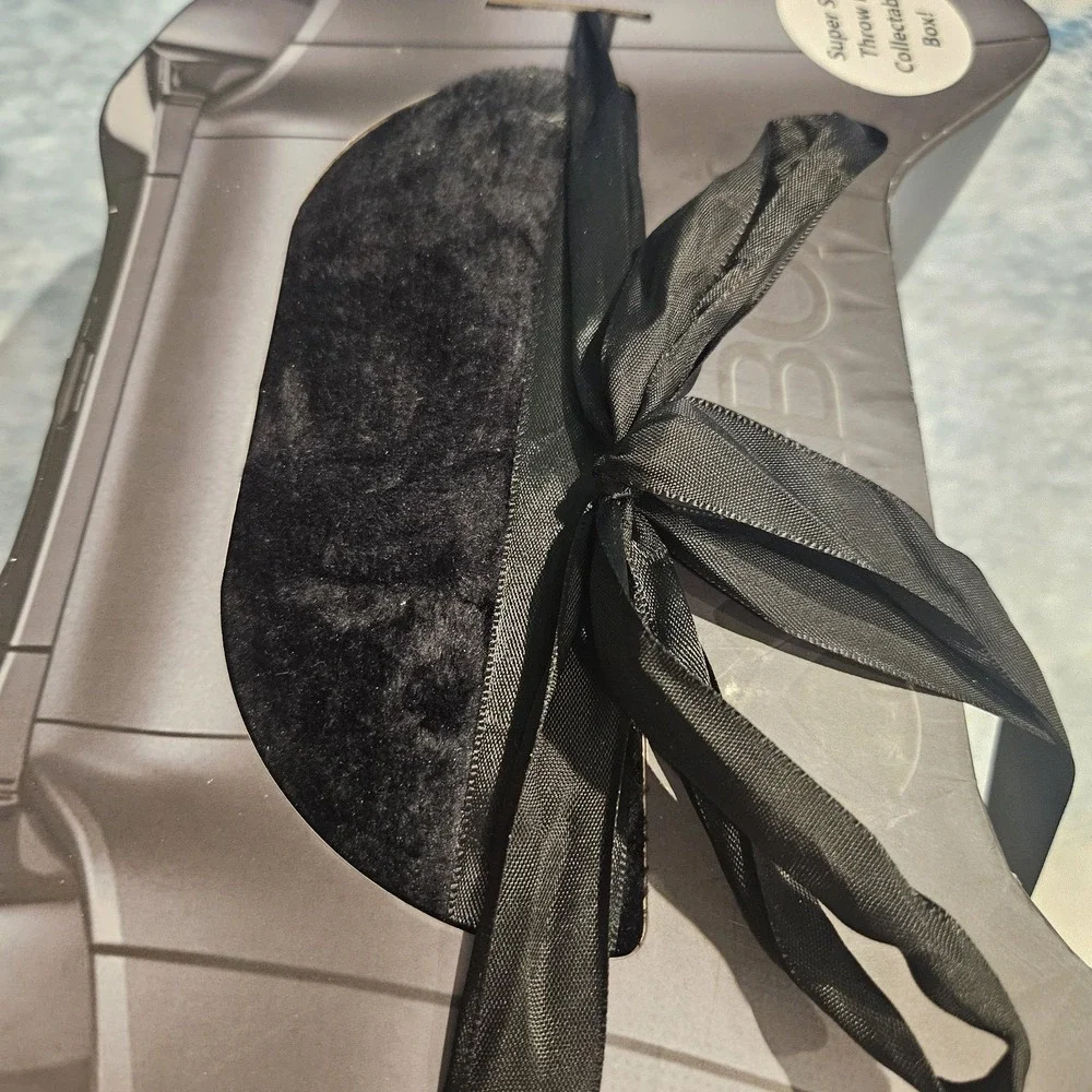 Xbox Super Soft Throw Blanket In Collectible Controller Box‎ Sealed No Tag